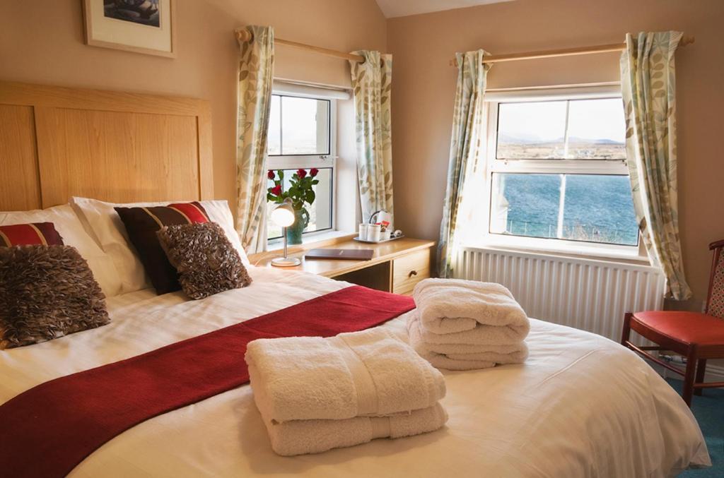 Roundstone Retreats Islandview Bed & Breakfast Стая снимка